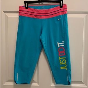 Nike dry fit workout leggings